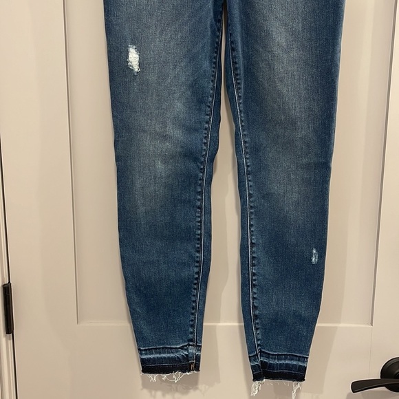 Spanx Distressed Ankle Skinny Jeans Medium Wash Medium - Picture 7 of 12